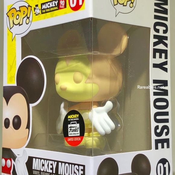 Funko MICKEY MOUSE PEACHES & CREAM in sorter box - Picture 2 of 5